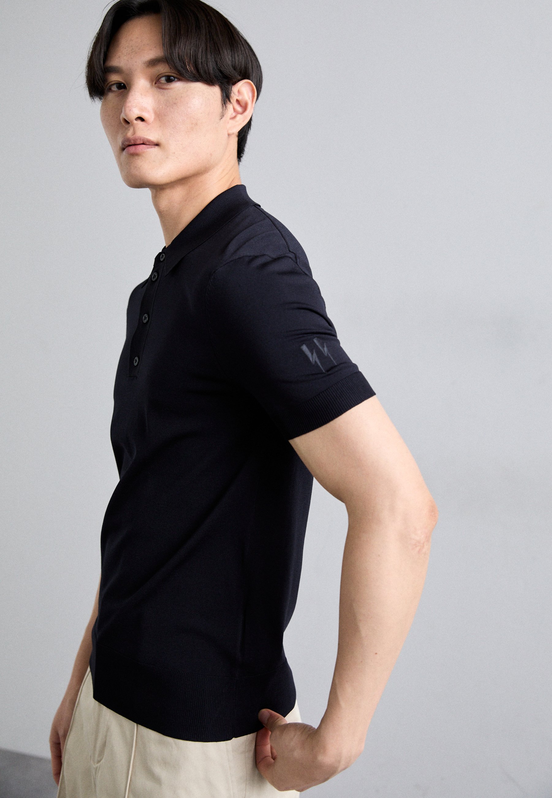 ニールバレット　TRAVEL TECNO KNIT POLO SHIRT 30%OFFセール63,800円→44,660円】 Neil Barrett ニールバレット