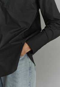 Next OVERSIZED  - Paitapusero - black