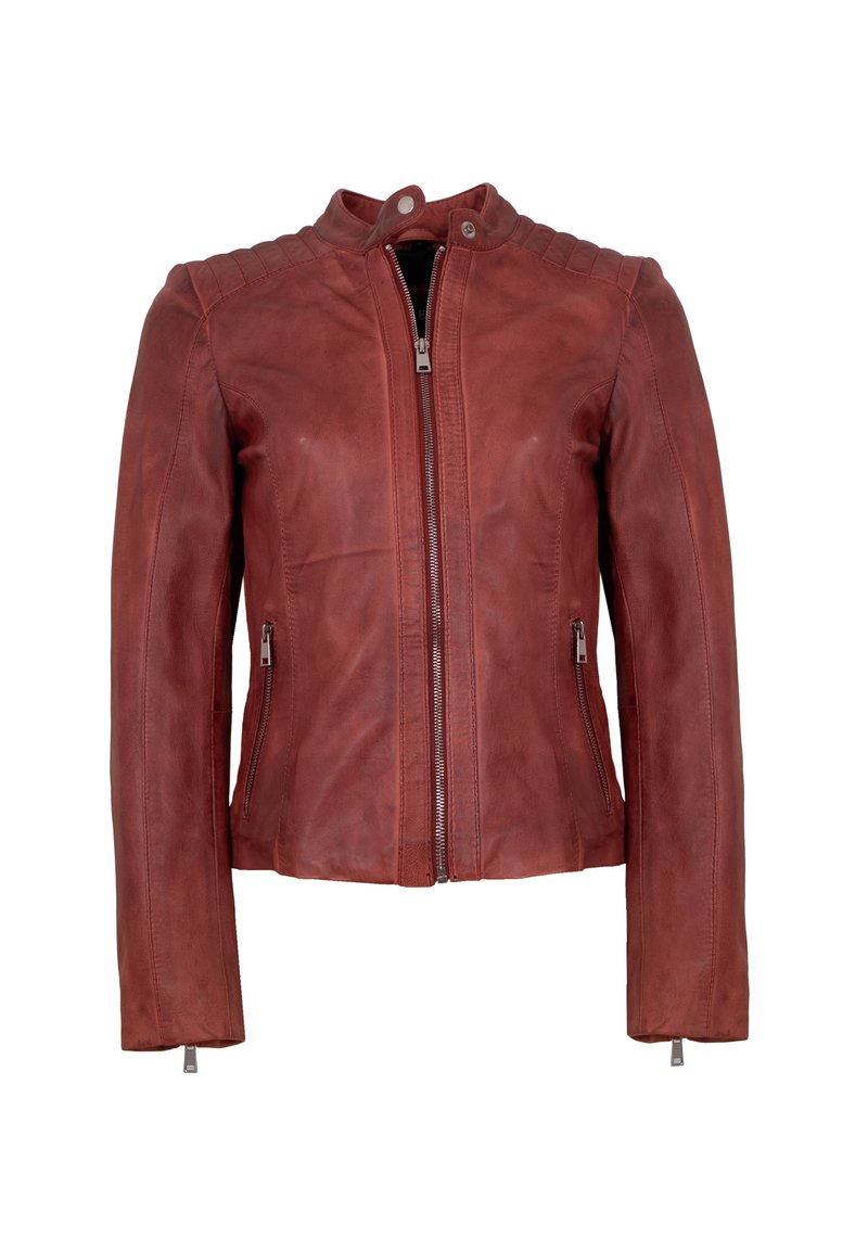Rote Leder-Motorradjacke mit tailliertem Schnitt, gerippten Schulterakzenten und Reißverschlusstaschen. Glatte Textur und klassischer Kragen.