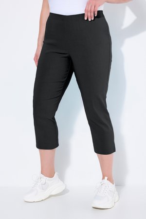 Ulla Popken, GROSSE 7/8 BENGALIN BENGALIN GERADER SCHNITT KNÖCHELLANG - Pantalones - black
