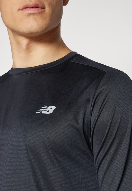 New Balance SPORT ESSENTIALS LONG SLEEVE - Long-sleeved top - black — foto 6