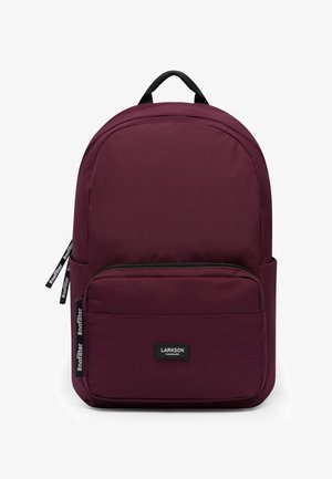 NO 3 - Školská taška - berry