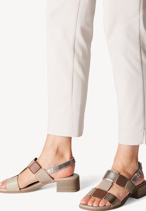 Tamaris Sandals - nut comb