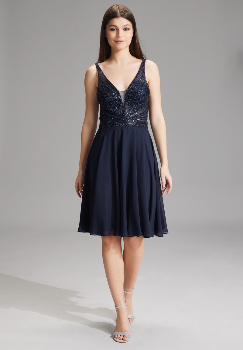 Swing - HEY KYLA - BEADED COCKTAIL DRESS - Juhlamekko - navy, Suurenna