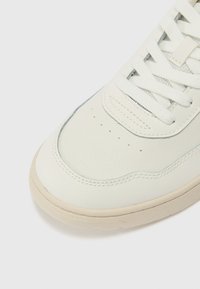 Tommy Hilfiger - Sneakersy niskie