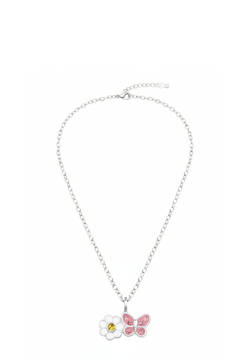 Collana con catena d'argento con ciondolo a forma di fiore bianco con centro giallo e ciondolo a forma di farfalla rosa decorato con pietre rosa.