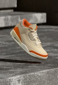 AIR JORDAN 3 RETRO - Sneakers hoog - fossil/starfish/sail
