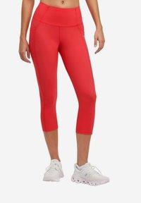 Unselected, coral