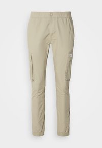 Δεν επιλέχθηκε, laurel oak