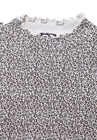 Top leopard print con scollatura arricciata, caratterizzato da motivi neri, marroni e bianchi su un tessuto testurizzato. Materiale morbido ed elasticizzato.