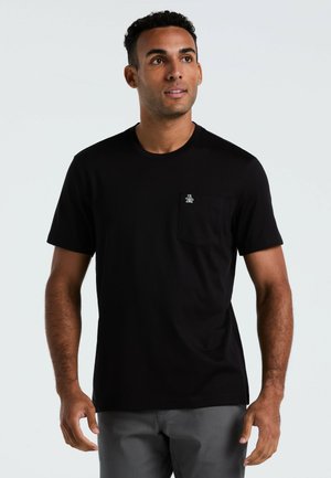 Schwarzes kurzärmliges T-Shirt aus Baumwolle mit Rundhalsausschnitt und einer Brusttasche, die mit einem gestickten Logodetail versehen ist.