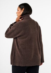 Zizzi Stickad tröja - bracken mel