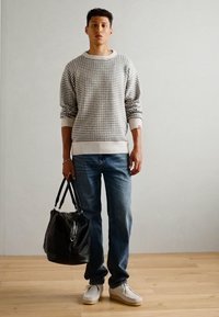 Scotch & Soda DROPPED SHOULDER PULLOVER - Strickpullover - grey melange/ eggnog