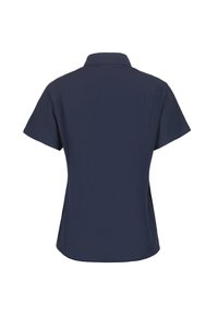 Camicia blu navy a maniche corte con colletto classico, texture liscia e linee pulite. Il retro presenta cuciture sottili e spacchi laterali.