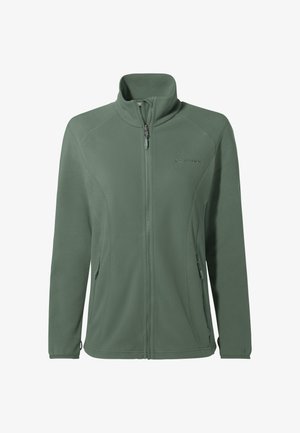 Grüne Fleecejacke mit durchgehendem Reißverschluss, Stehkragen, zwei seitlichen Reißverschlusstaschen und dezentem Logo auf der linken Brust.