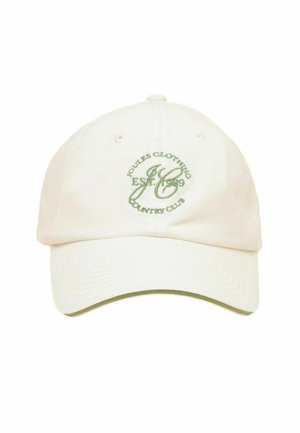 Smėlio spalvos beisbolo kepuraitė su žaliai siuvinėtu „JC“ monograma ir tekstu „Joules Clothing Est. 1989 Country Club“ priekyje.