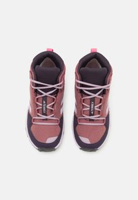 Adidas Terrex AX4R UNISEX - Scarpa da hiking - quiet crimson/silver dawn/pink fusion