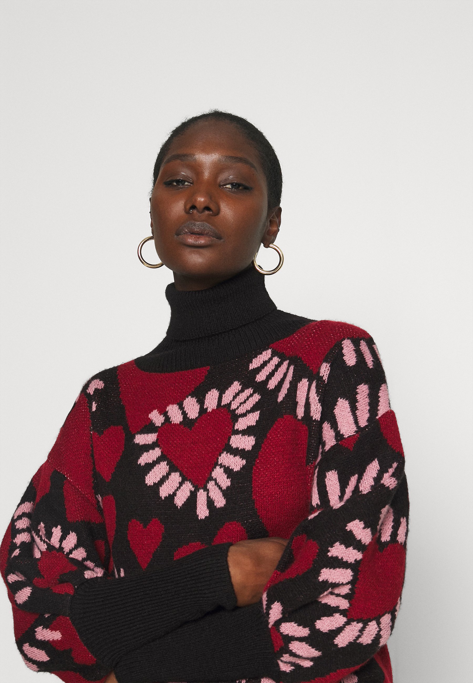 thin pullover sweater