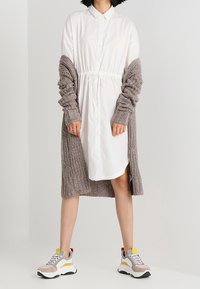 Noisy May Tall Kofta - grey