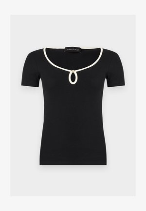 Top negru cu mâneci scurte, din material cu dungi fine, cu margine albă în jurul decolteului rotund și o decupare mică în formă de picătură, fixată cu un nasture auriu.