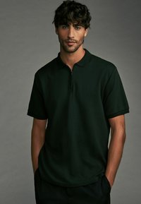 Next TEXTURED - Piké - olive