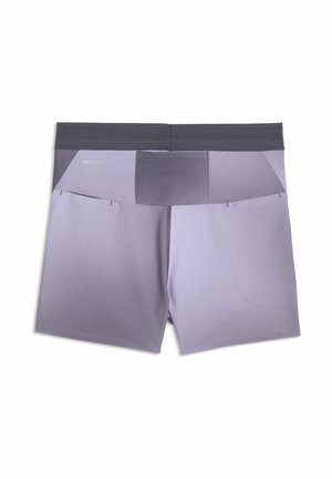 Lyse lilla herreboxershorts med en mørkegrå elastisk linning og et åndbart meshpanel på bagsiden.