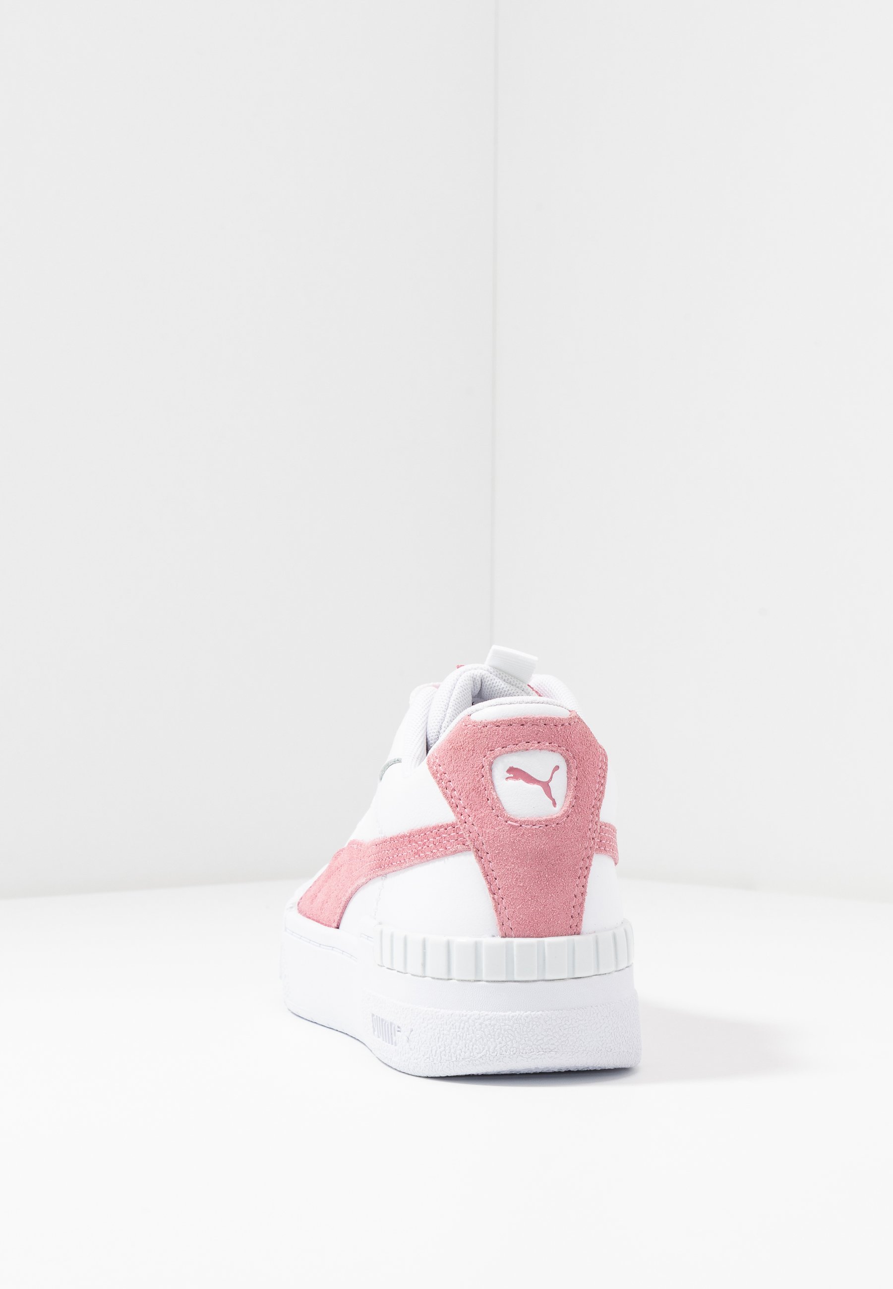Puma CALI SPORT SD - Sneakers laag - white/foxglove/wit - Zalando.nl