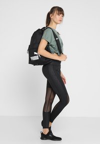 Puma PHASE - Mochila - puma black