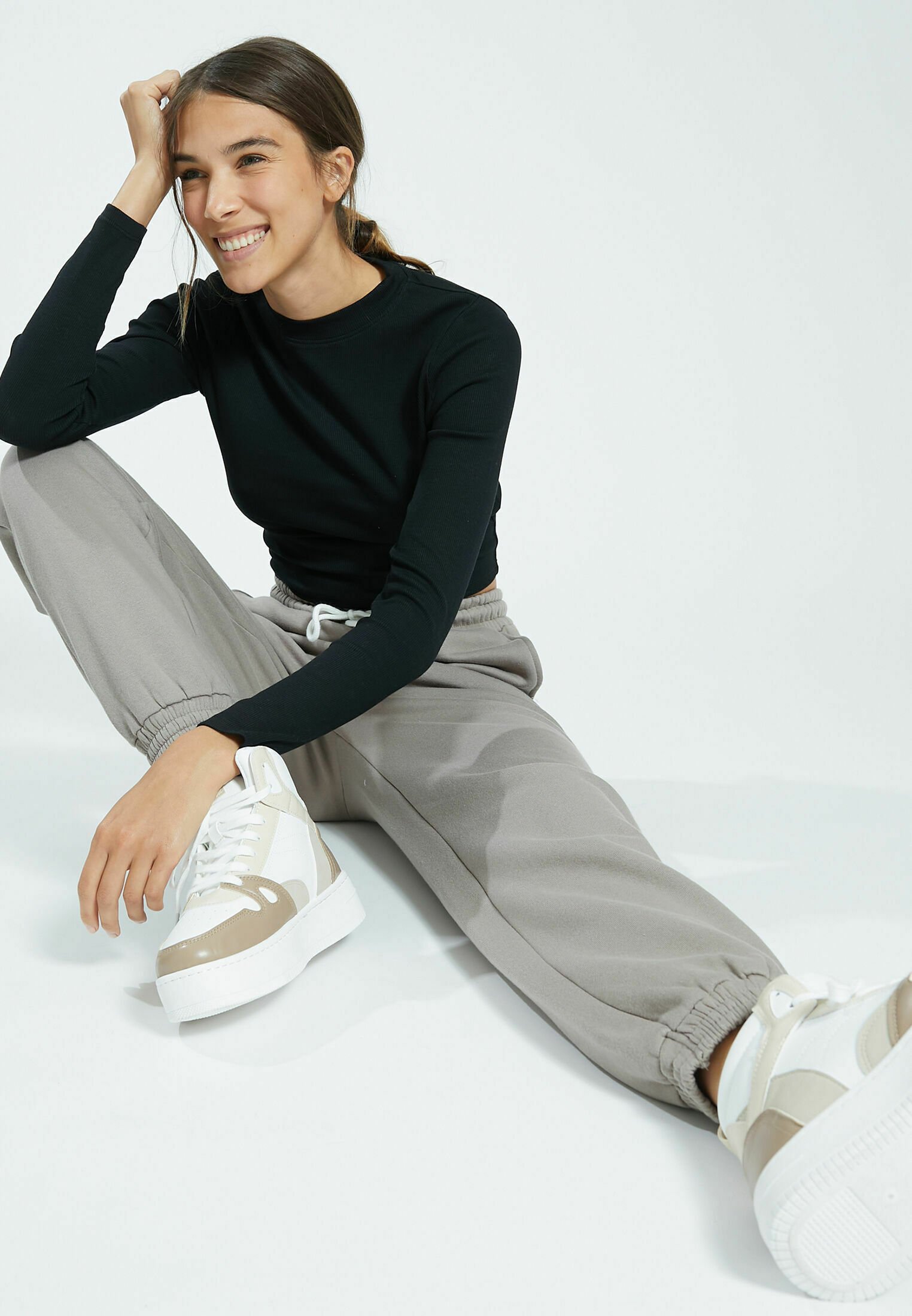 Pimkie Pantalones deportivos - beige/marrón - Zalando.es