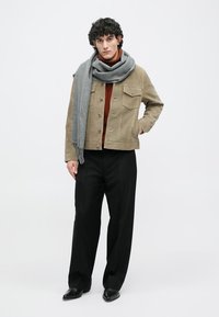 OFFICINE GENERALE NASH FRESCO - Pantaloni - black