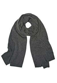 Scarf in lana grigia scura, morbida e textured, presenta un design drappeggiato con estremità sciolte, adatta per essere avvolta attorno al collo.