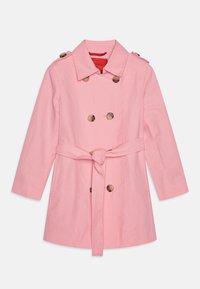 Lichtroze trenchcoat met dubbele knopen aan de voorkant, grote knopen, een ceintuur in de taille en een puntige kraag. Gemaakt van een gladde, gestructureerde stof.