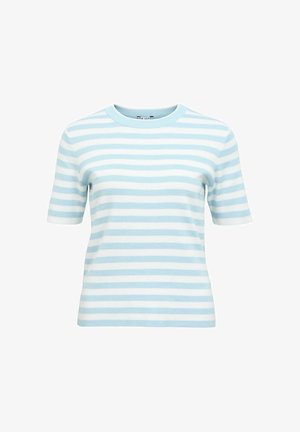 Hele sinine ja valgete triipudega lühikeste varrukatega ümara kaelusega T-särk pehmest soonikust kangast, millel on ühtlased horisontaalsed triibud ja kehaühtlane lõige.