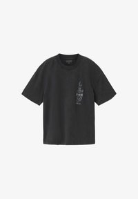 Επιλέχθηκε, washed black