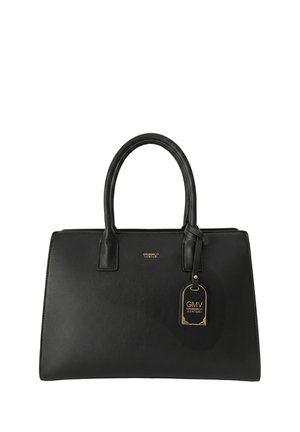 Borsa in pelle nera con due manici e targhetta dorata con il logo GMV Gianmarco Venturi appesa al manico destro.