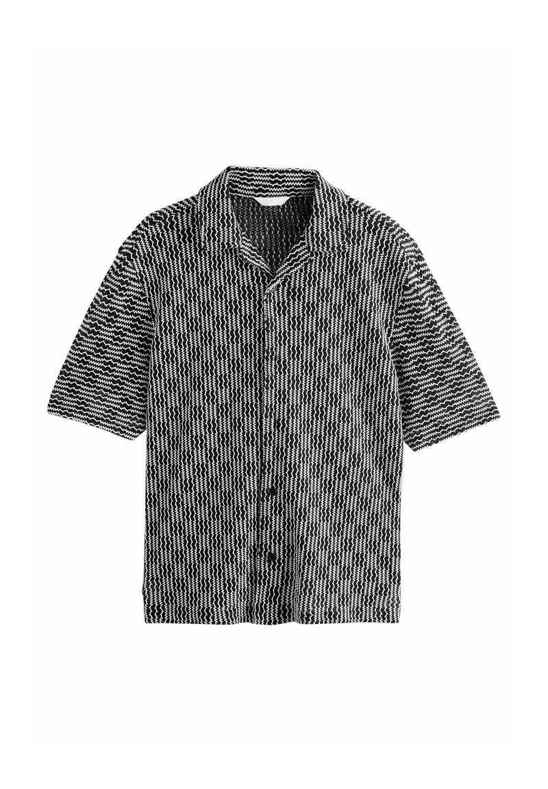 Camicia a maniche corte in bianco e nero, con motivo a zigzag, chiusura frontale con bottoni e collo con rever. Tessuto dalla texture morbida.