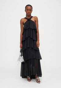 Vero Moda Petite VMFELICIA RUFFLE MAXI DRESS - Proginė apranga - black