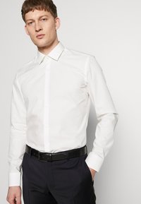 HUGO JENNO - Camisa - natural