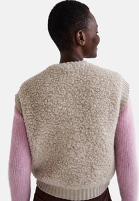 Monoprix BOUCLETTES - T-shirt basique - ecru