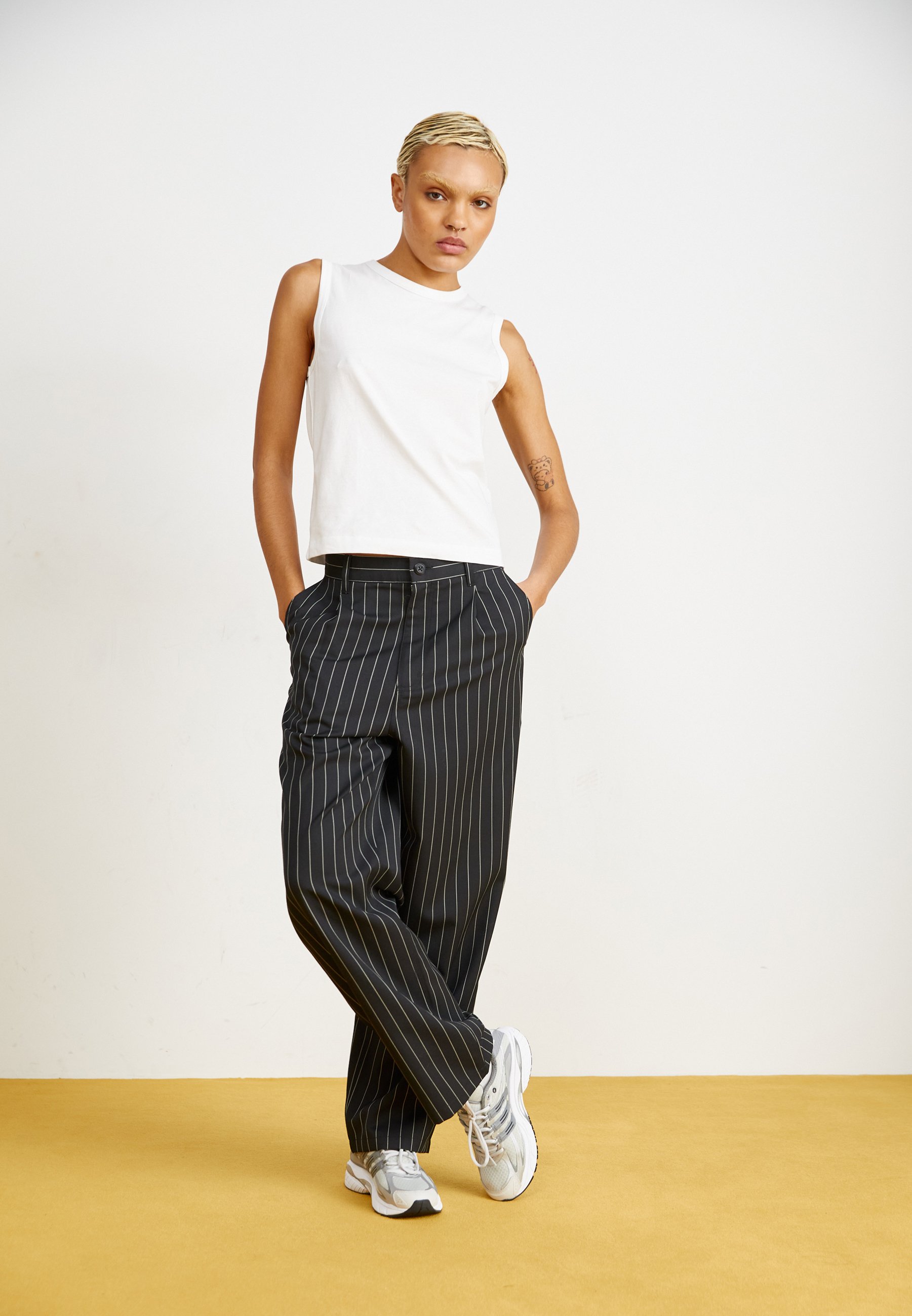 パンツ Carhartt Seaton Pant シートンパンツ