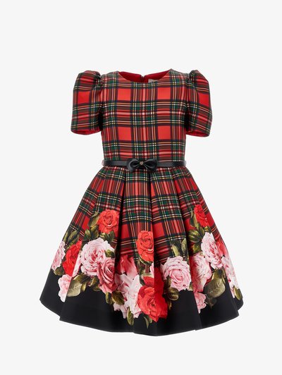 Rochie în carouri roșii, cu mâneci scurte tip puff, un accent de curea neagră și imprimeuri florale cu trandafiri roz și roșii de-a lungul tivului. Material din bumbac.