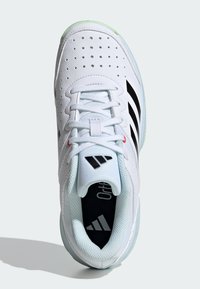 adidas Performance COURT STABIL - Chaussures de volley - cloud white   core black   semi green spark
