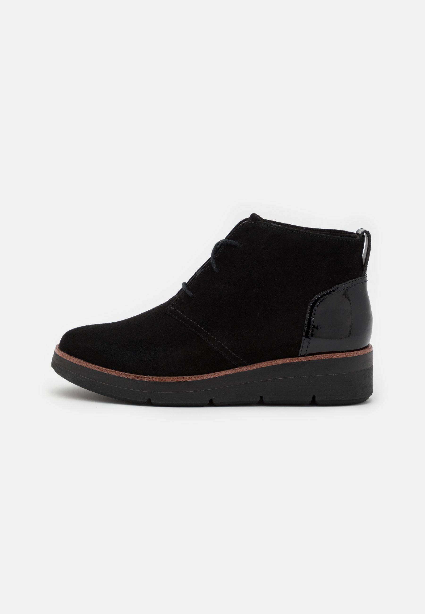 clarks wedge boots
