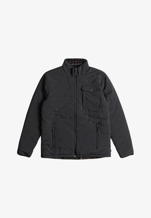 Veste en duvet noire avec col montant, fermeture éclair sur le devant et deux poches latérales. Doublure texturée avec un motif subtil. Dotée d'une poche poitrine.