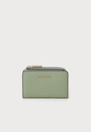 Wallet - greene/prune/snow