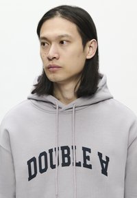 DOUBLE A BY W.W. JAMES AAARC  - Luvtröja - minimal gray