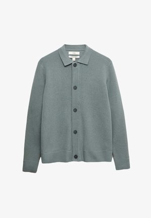 Lys grå strikket cardigan med krave, ribbede manchetter og seks sorte knapper foran. Blødt bomuldsblandingsmateriale.