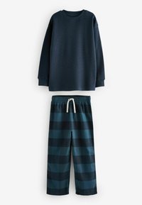 Granatowy sweter z ściągaczami, w zestawie z zielonymi i czarnymi spodniami dresowymi w kratkę, posiadającymi elastyczny pas i sznurek.