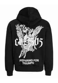 Czarny hoodie z dużą białą grafiką skrzydlatej konia. Tekst brzmi "CNZ-365" powyżej i "Przygotowanie do Triumfu" poniżej.