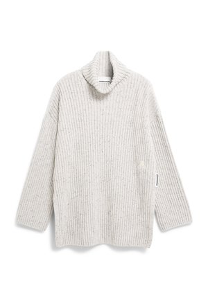 Hellgrauer Rippenstrick-Turtleneck-Pullover mit langen Ärmeln und dezenten schwarzen Sprenkeln im Stoff.